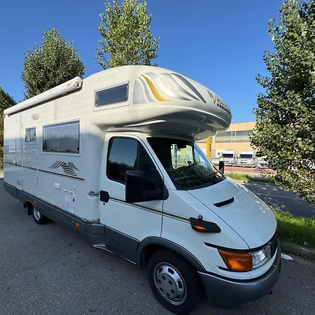 Autocaravana En Apartamento